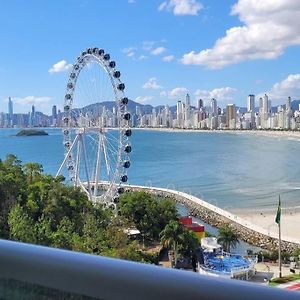 Vista Espetacular Da Roda Gigante